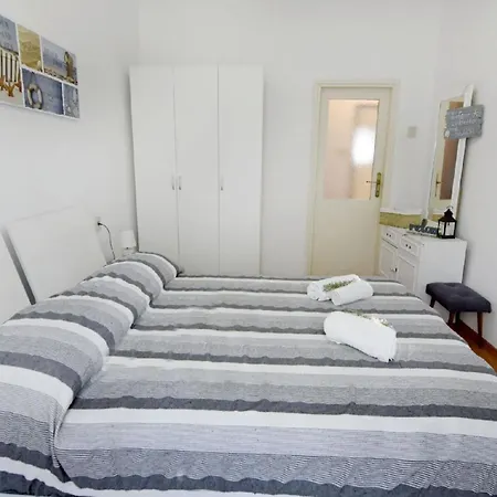 Silva-unterkunft Im Erdgeschoss, 2 Schlafzimmer, Garten