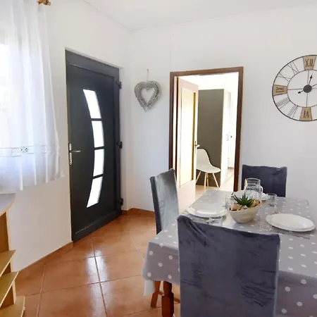 Appartement Silva-unterkunft Im Erdgeschoss, 2 Schlafzimmer, Garten *