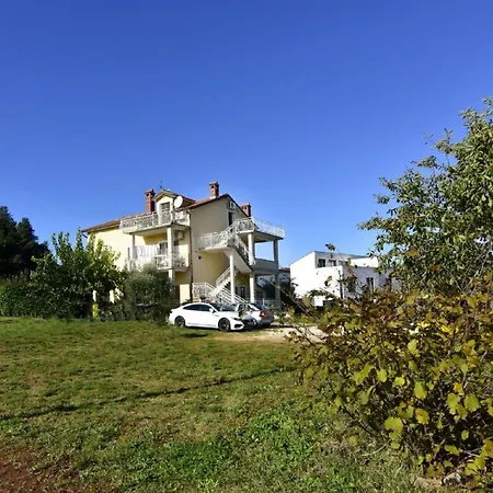 Silva-unterkunft Im Erdgeschoss, 2 Schlafzimmer, Garten *