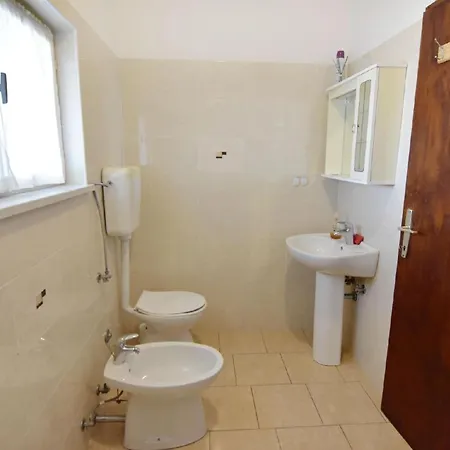 Silva-unterkunft Im Erdgeschoss, 2 Schlafzimmer, Garten Apartman